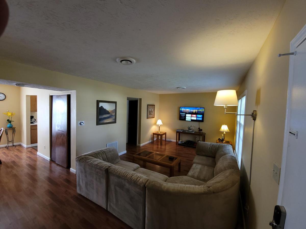 Cozy And Spacious-4 Bedrooms Townhouse Lexington Eksteriør bilde